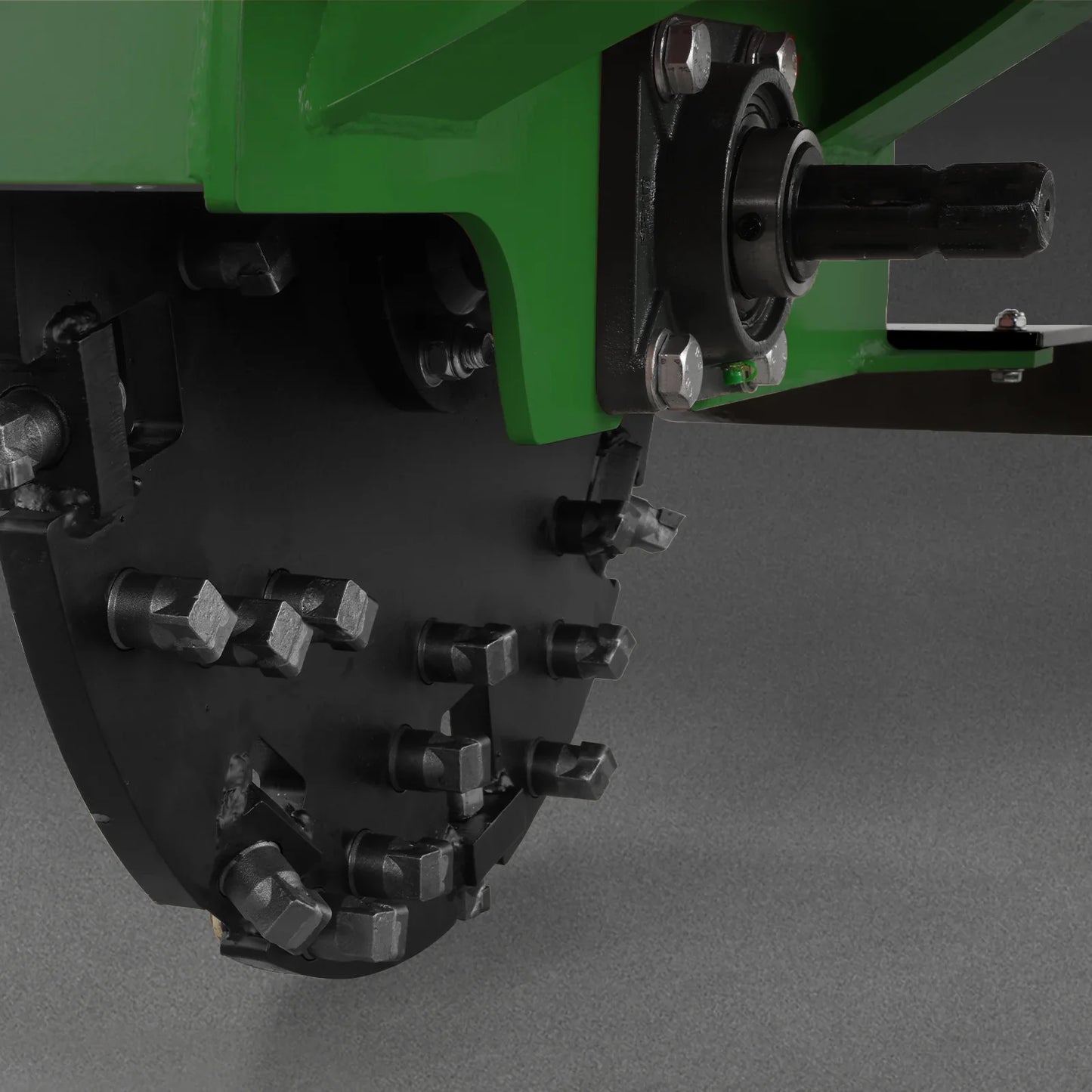 3-Point Hitch PTO Stump Grinder with 34 Carbide Teeth (PTO Shaft Included with Slip Clutch), for 15-45HP Tractor, SG24