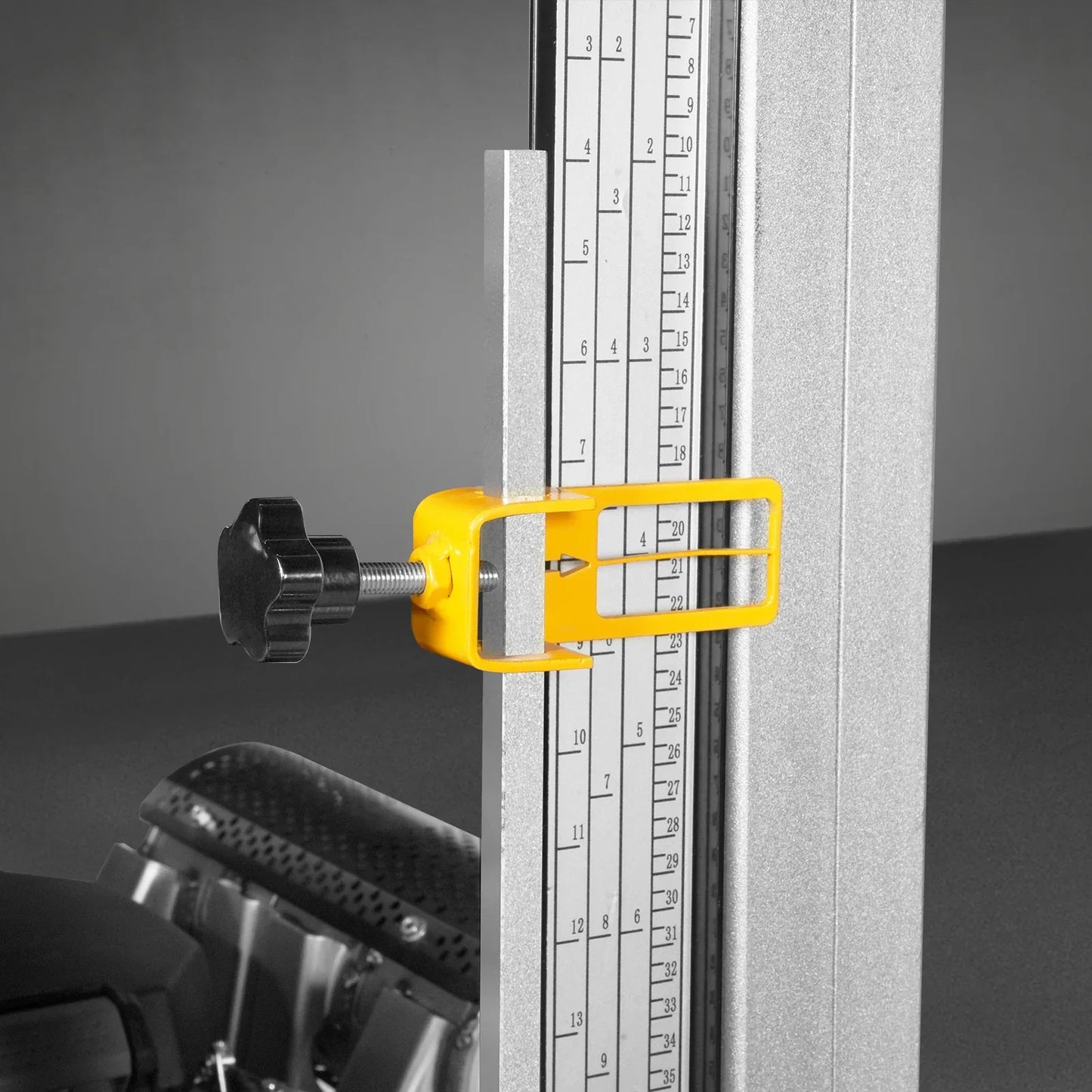 36" MAX Portable Sawmill, 25HP 688cc HONDA GX690 V-Twin Engine, 36" Board Width, 20' Track Length, (10 x Blades Included), SM-36HMAX